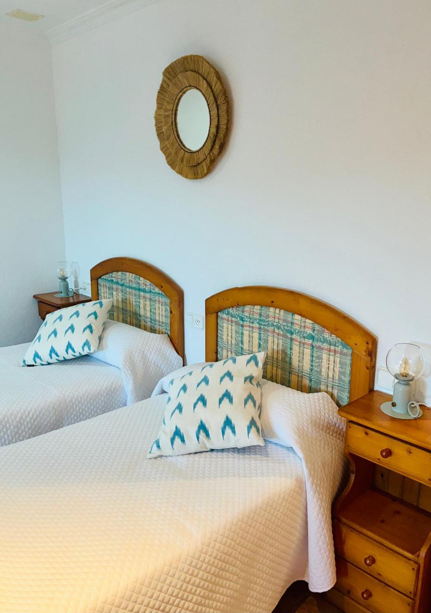 Hostal Restaurante Cala Cala Figuera  Luaran gambar